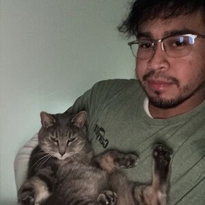 Meet your Posher, Rojer